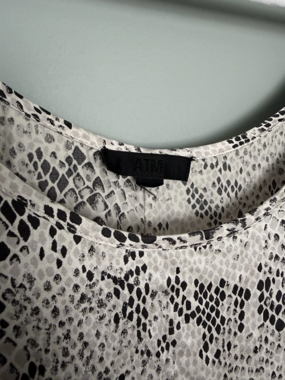 ATM Anthony Thomas Melillo 100% Silk Snakeskin Print Camisole Tank Pavement/Haze - Picture 11 of 14